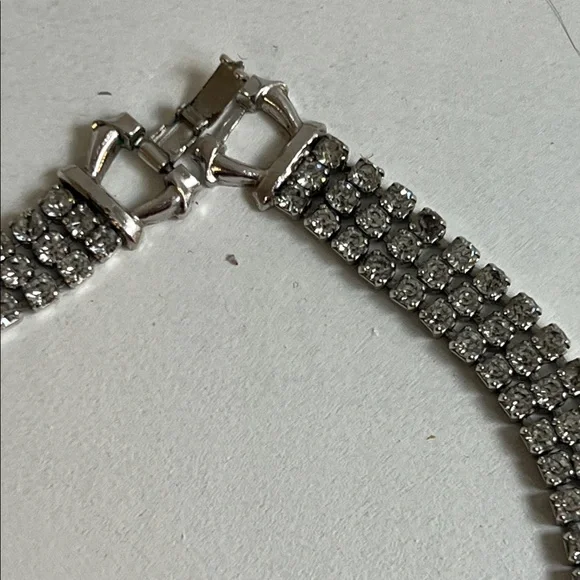 Vintage Rhinestone Necklace - Picture 6 of 8